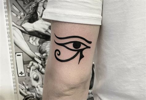 101 Best Eye Of Horus Tattoo Meaning That Will Blow Your Mind