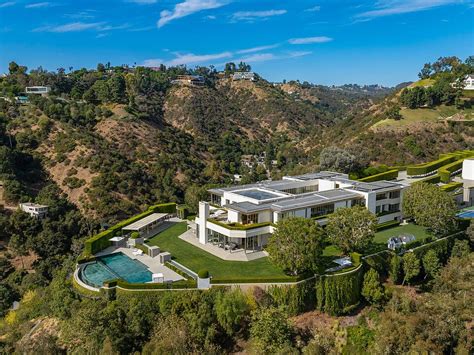 1261 Angelo Dr Beverly Hills Ca 90210 Mls 24 449959 Zillow