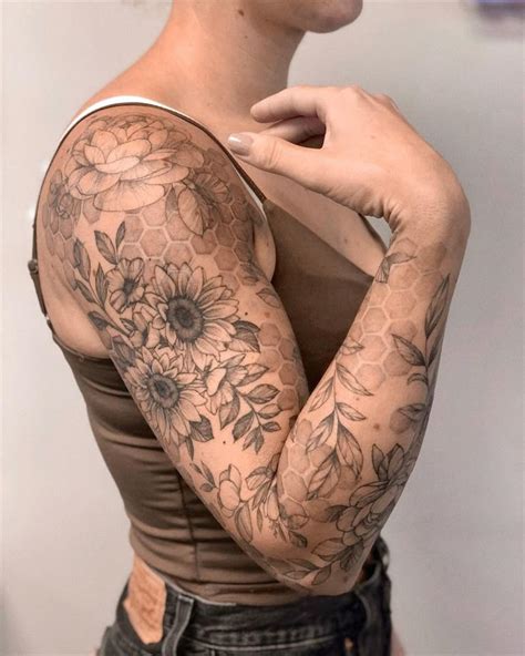 25 Cool Sleeve Tattoos Design Ideas For Women