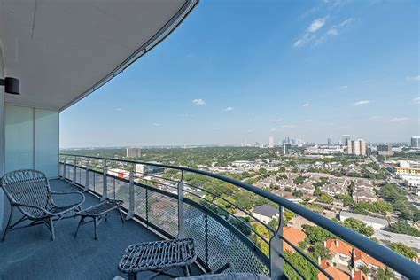 2929 Weslayan Luxury Apartment Living In Houston Texas