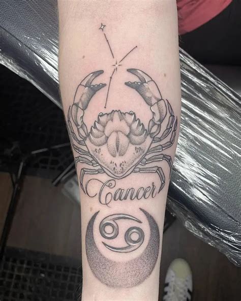 30 Best Zodiac Cancer Tattoo Ideas You Should Check