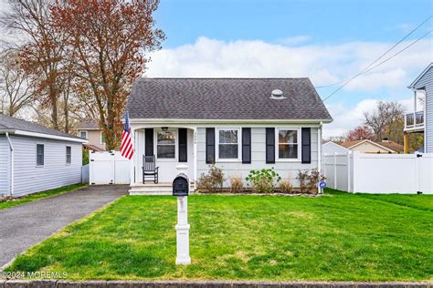 3006 Hiawatha Ave Point Pleasant Boro Nj 08742 Mls 22411368