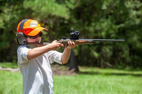 4 Great Youth Rifles For First Time Shooters Petersen S Hunting