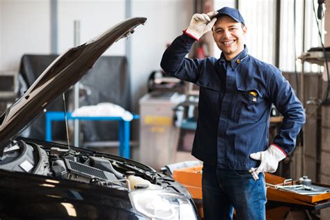 4 Types Of Auto Specialty Shops You Can Work In After Auto Mechanic School