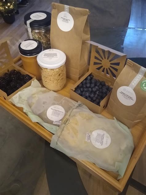 A Local Grocery Company Delivers Groceries To My Door Plastic Free