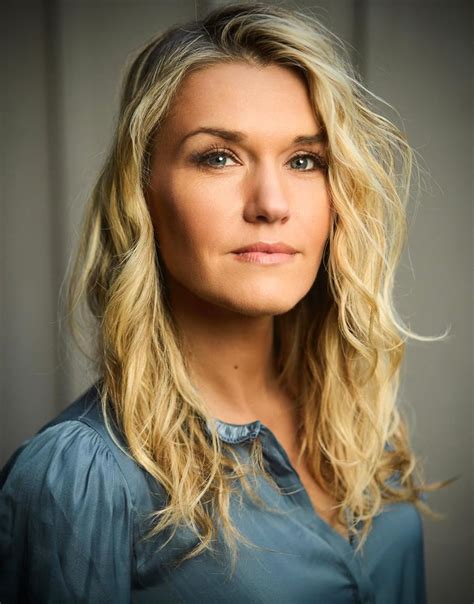 A Rose for Emily Uncovered: A Riveting Tale of Southern Mystery