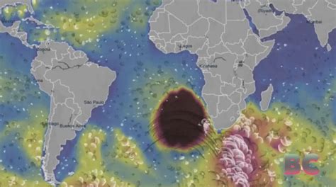 African Weather System Generating Rumors Of Ufos And 80 Foot Waves