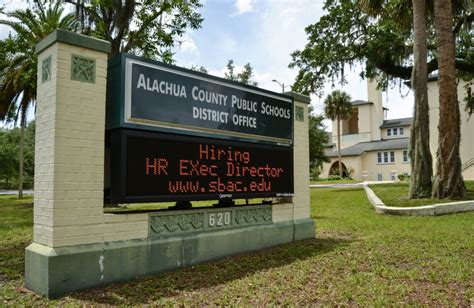 Alachua County School Board Members Take New Offices The Independent Florida Alligator