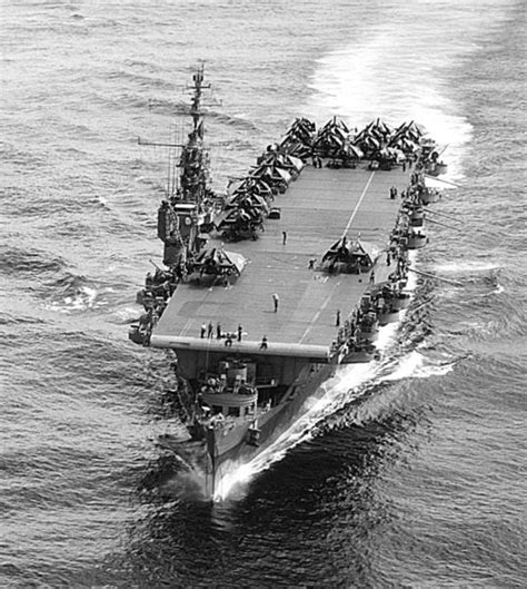 Amerikaanse Vliegdekschepen Van De Essex Klasse Tracesofwar Nl