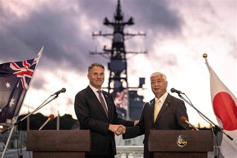 Australia S Defense Minister Visits A Frigate In Japan As The Countries Australia S Defense Minister Visits A Frigate In Japan As The Countries