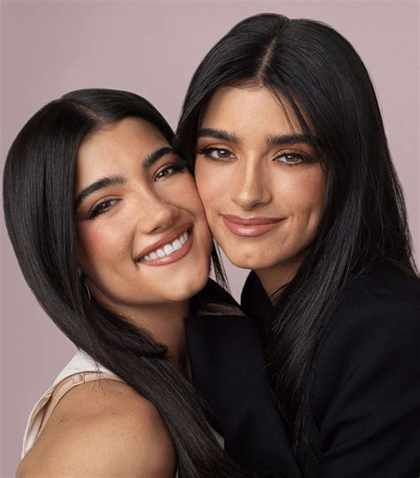 Charli D Amp 39 Amelio And Dixie D Amp 39 Amelio Forbes Top Creators September 2022