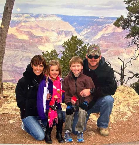 Chris Kyle Wiki Age Death Wife Family Biography Amp More Wikibio Chris Kyle Wiki Age Death Wife Family Biography Amp More Wikibio