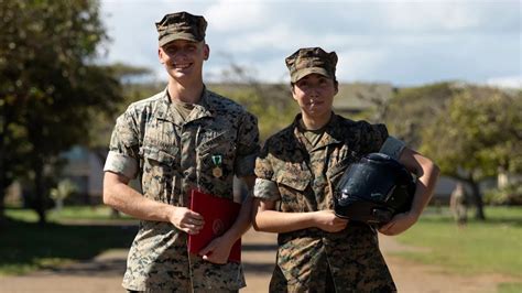 Corporal Honored For Saving Fellow Marine S Life After A Hit And Run
