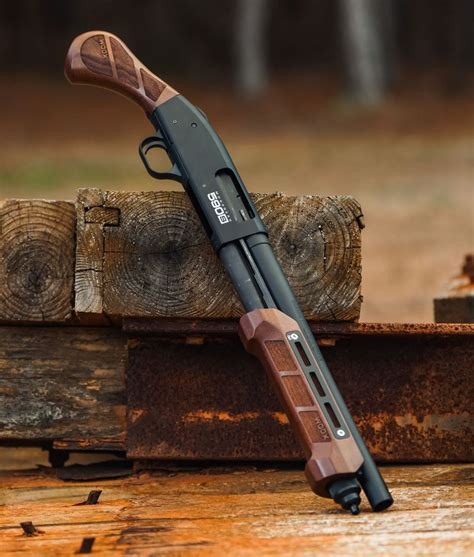 Customizing The Mossberg 590S Woox