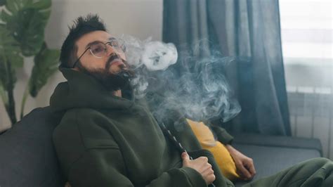 Does Weed Make You Lazy Revealing The Truth