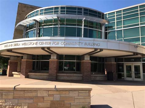 El Rio Vista Rec Center Wellstone Community Center Family Fun Twin Cities
