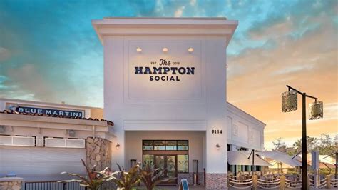 Hampton Social Naples