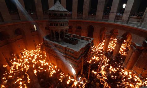 Holy Fire Has Descended In Church Of Holy Sepulchre In Jerusalem Video Orthochristian Com Holy Fire Has Descended In Church Of Holy Sepulchre In Jerusalem Video Orthochristian Com