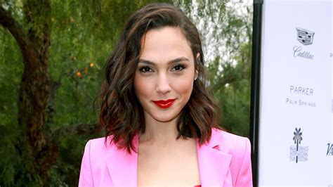 How Old Is Gal Gadot