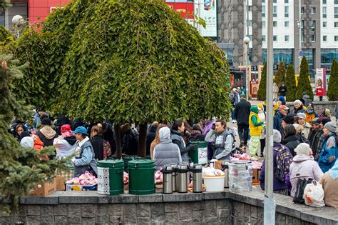 How To Volunteer With Ukraine Refugees Goabroad Com