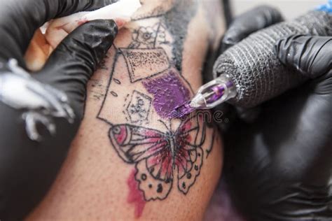 Ink Filling Tattoo Session Stock Photo Image Of Decorative Skin