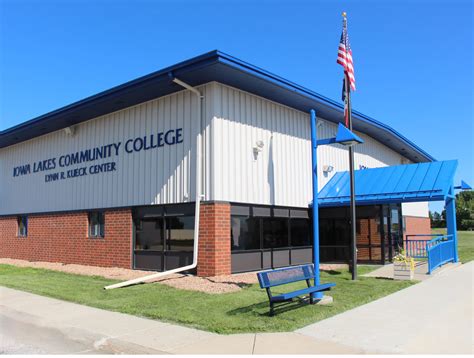 Iowa Lakes Community College