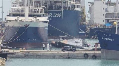 Iranian Navy Frigate Iris Sahand Overturns In Port Naval Technology Iranian Navy Frigate Iris Sahand Overturns In Port Naval Technology