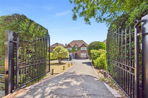 Is Tilehurst A Nice Place To Live Parkers