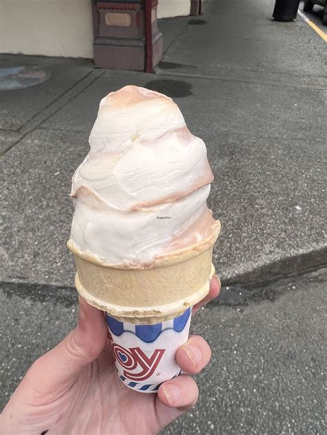 Jujus Iced Cream And Frozen Custard Olympia Washington Ice Cream