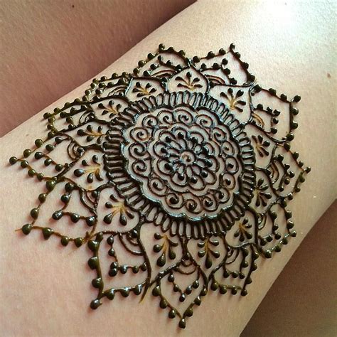 Mandala Henna Design On My Upper Thigh For A Stain Test Of A Fresh