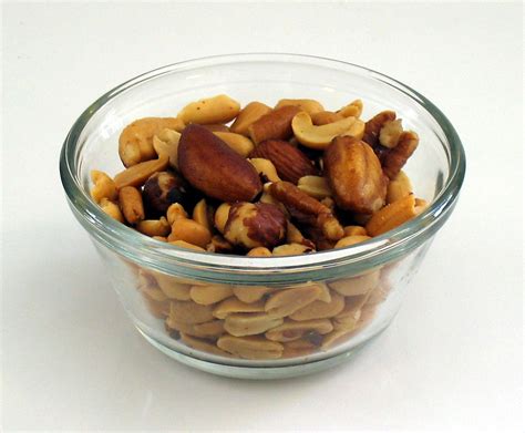 Mixed Nuts Wikipedia