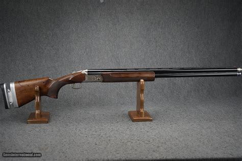 Mossberg Gold Reserve Super Sport 12 Gauge 30 Barrels