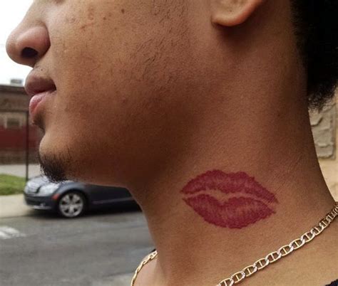 Most Romantic Lip Tattoo On Neck Designs With Cool Images The Best