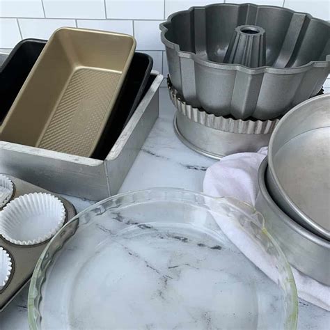 Must Have Baking Pans For Home Bakers One Hot Oven