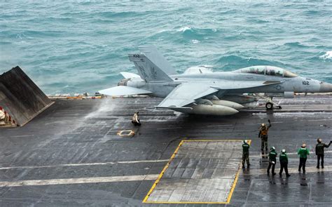 Navy S Super Hornet Fighter Jets Are Aging Worse Than F 18 Predecessors Report Says Stars And Stripes