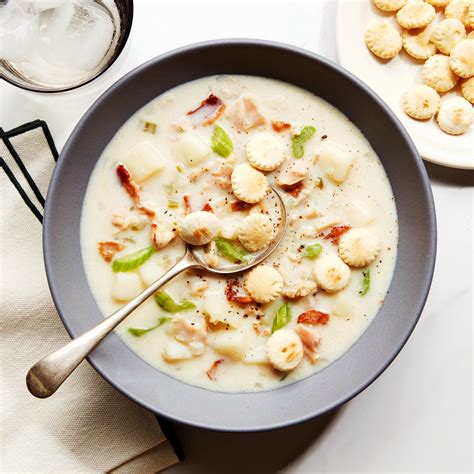 New England Clam Chowder With Old Bay Oyster Crackers
