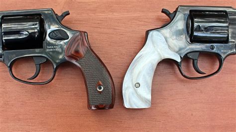 Nra Women Heritage Roscoe Revolvers A Class Act At A Fair Price