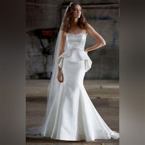 Ultimate Guide to Peplum Bridal Gowns