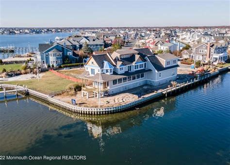 Point Pleasant Nj Real Estate Point Pleasant Homes For Sale Redfin