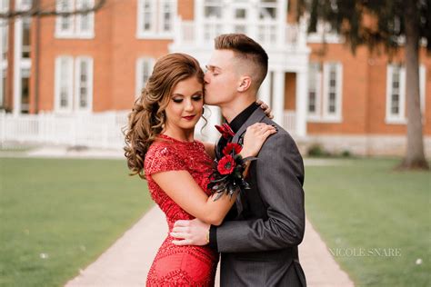 Prom 2017 Prom Poses Prom Dresses Nicole Kilian Photography Prom Prom 2017 Prom Poses Prom Dresses Nicole Kilian Photography Prom