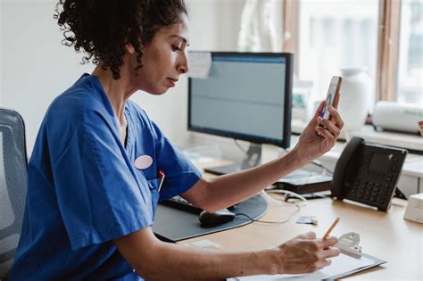 Best Remote Nursing Jobs Near You in 2023