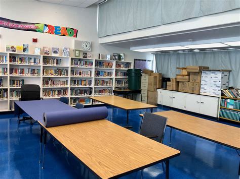 Rent A Library Small In Sacramento Ca 95820