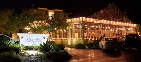 Stella Mares Bistro: Discover Hidden Seafood Gems