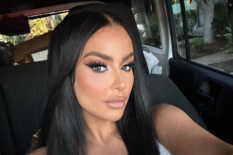 Tana Mongeau Biography Career Net Worth Kadhal Net