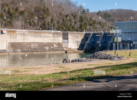 The Melton Hill Dam Was Built By Tva To Service The Region It Is A Popular Recreational Site But There Are Ongoing Concerns About Contamination Stock Photo Alamy