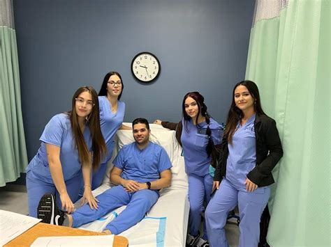 Things You Should Know When Choosing A Premier Nursing School Fvi School Of Nursing Things You Should Know When Choosing A Premier Nursing School Fvi School Of Nursing