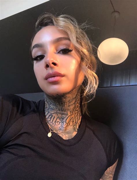 Time Tattoos Hot Tattoos Trendy Tattoos Tattoos And Piercings Girl