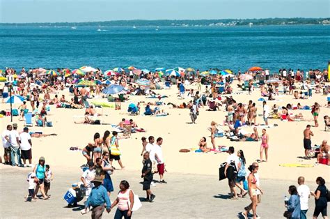 Tropical Fun In Nyc A Guide To Orchard Beach Cheapoair Milesaway