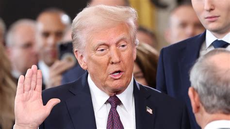 Trump Administration To Acknowledge Only A Person S Gender Assigned At Birth Officials Say Abc News