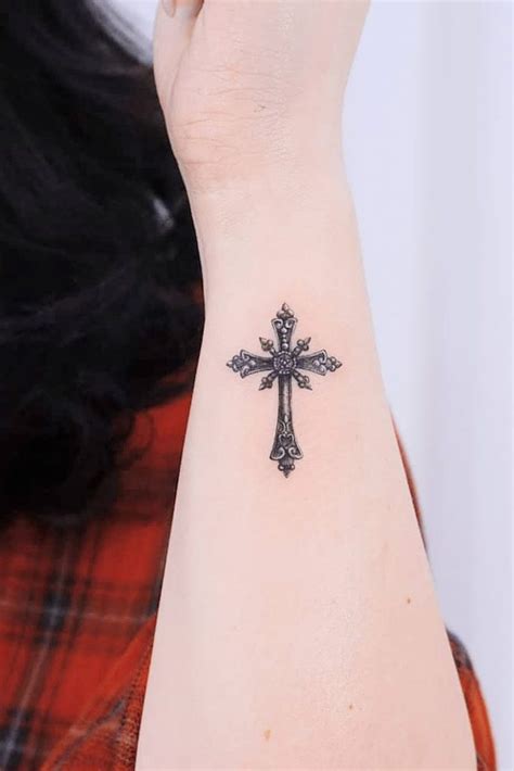 Unwavering Symbolism Of Cross Tattoo And Its Versatility Unwavering Symbolism Of Cross Tattoo And Its Versatility